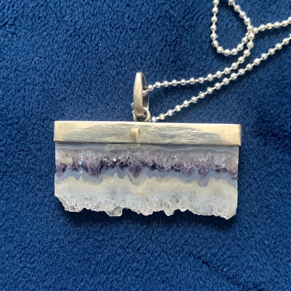 Crystal pendant with chain - Picture 3 of 6